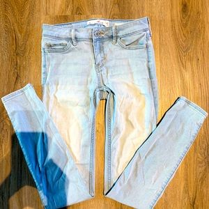 Light Hollister Skinny Jeans